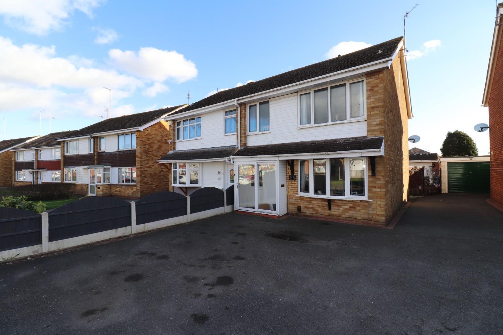 Loveitts Sales Acacia Crescent, Bedworth